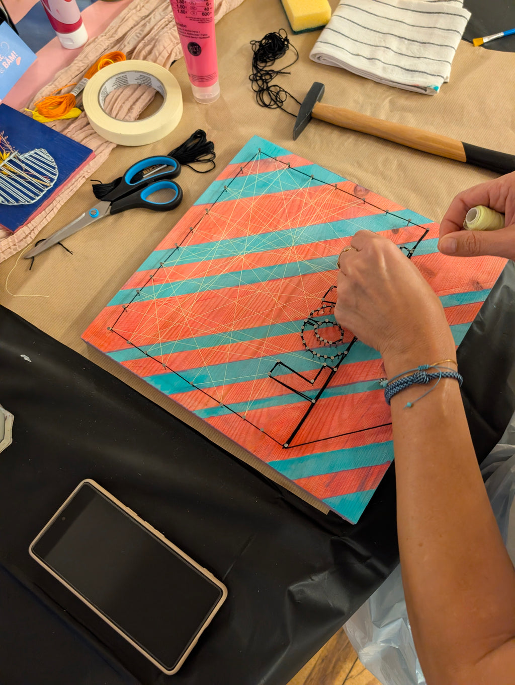 Fadenfieber - Nagel dich zur Kunst !